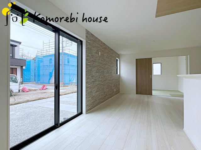 川島町伊草　2期　新築一戸建て　グラファーレ　02の居間・リビング|11/13　撮影済み