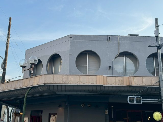 丸川ビルの外観