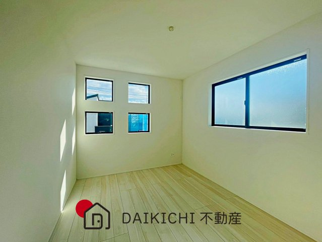 【洋室】 | 川島町伊草2期　GRAFARE　新築戸建　全8棟　2号棟