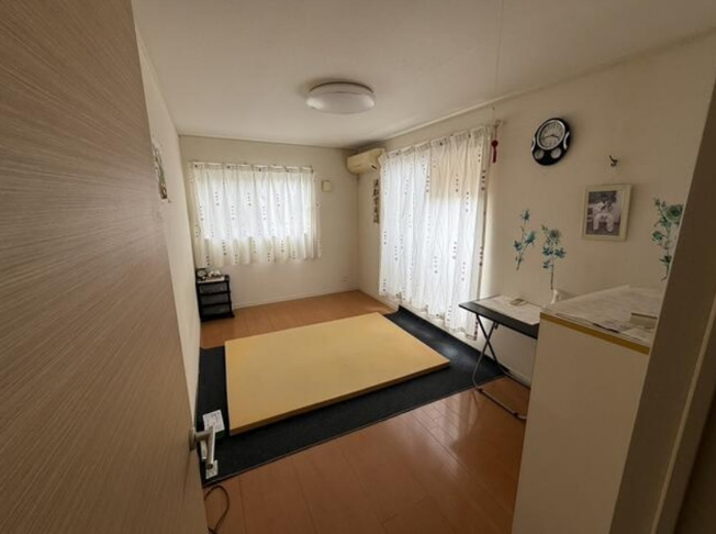 【居間・リビング】 | 多聞台４丁目　中古戸建