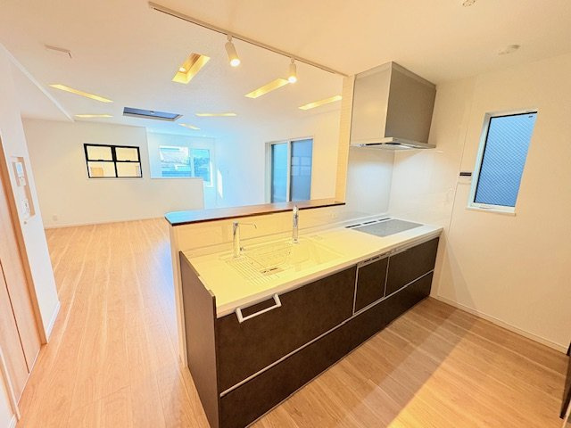 神戸市垂水区星陵台　新築戸建てのキッチン