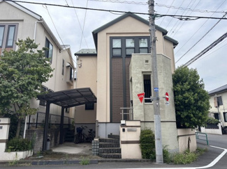 【外観】 | 築年数を感じさせないデザイン性のある外観♪室内もとても綺麗にお使いです。ご内覧にも柔軟にご対応頂けます。