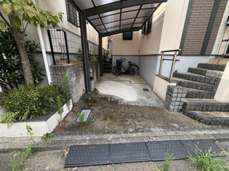 【外観】 | カーポート付きで、雨の日でも大切なお車をお守りします♪