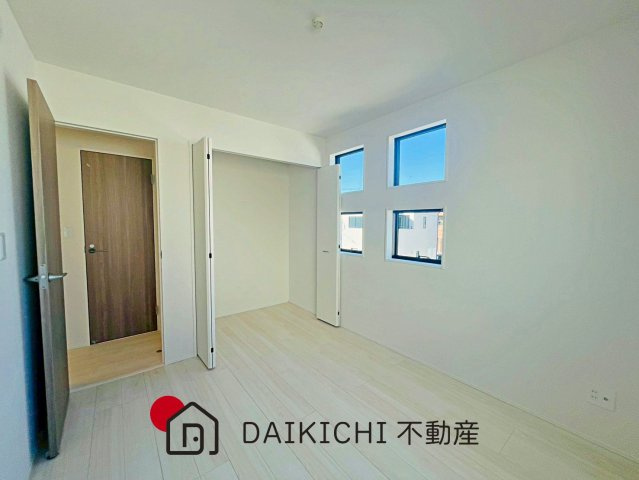 【洋室】 | 川島町伊草2期　GRAFARE　新築戸建　全8棟　4号棟