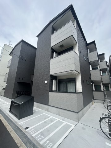 大阪市西淀川区歌島１丁目のハイツの外観