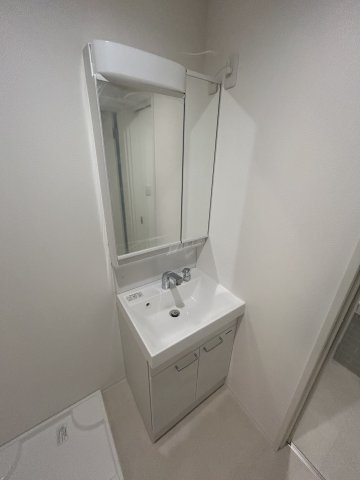 大阪市西淀川区歌島１丁目のハイツの独立洗面台