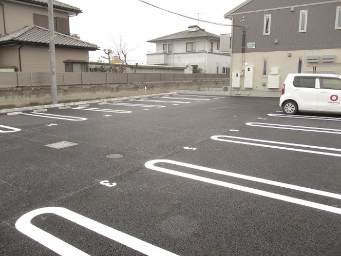 マ・メゾンの駐車場