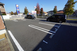 【駐車場】