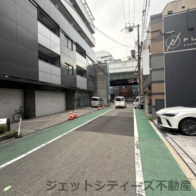 【周辺】 | カランドリエ