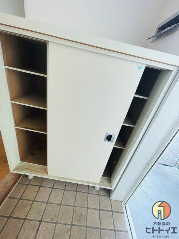 ドミールあざみの収納|シューズボックスです