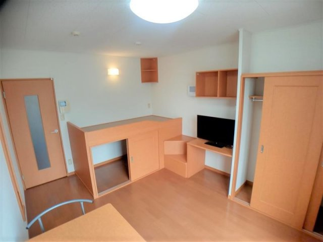 【居間・リビング】 | レオパレスこころ | 設備・仕様は号室により異なる為、現況を優先致します。