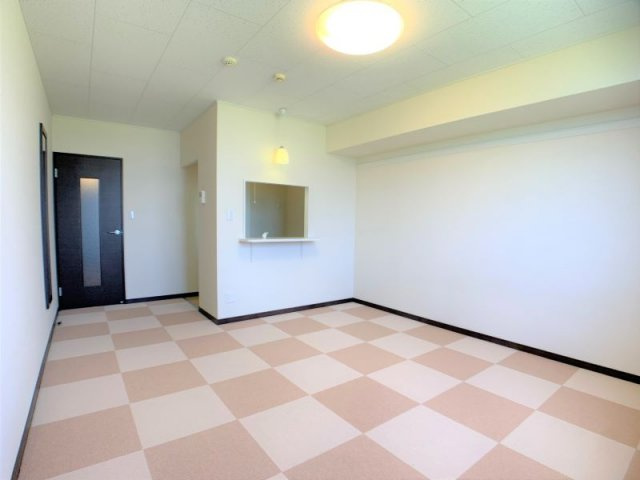 【居間・リビング】 | レオネクスト筑紫町 | 設備・仕様は号室により異なる為、現況を優先致します。