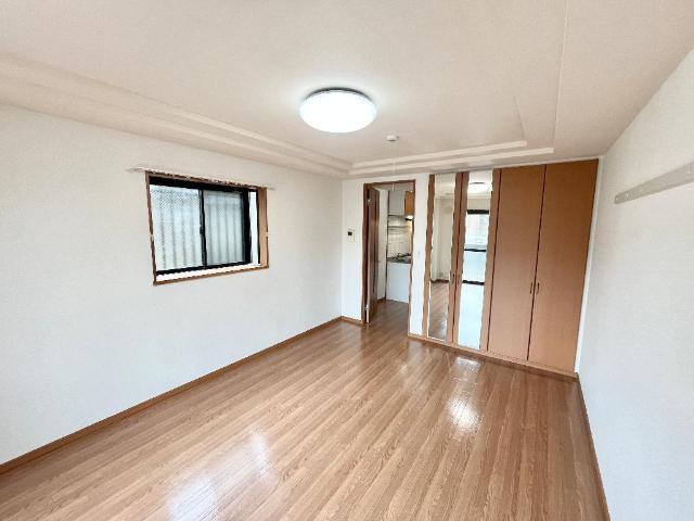 【内装】 | エバーハイム岩津 | 室内