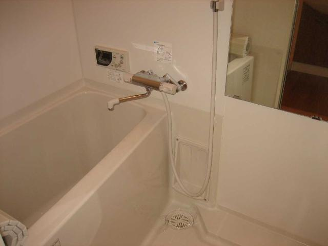 【浴室】 | Ｓｍｉｌｅ　Ａｖｅｎｕｅ | バス