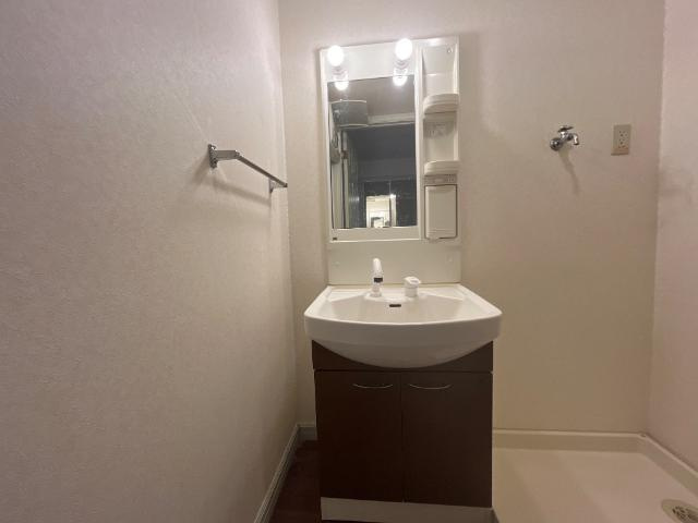 【洗面所】 | グリーンアース | 洗髪洗面化粧台