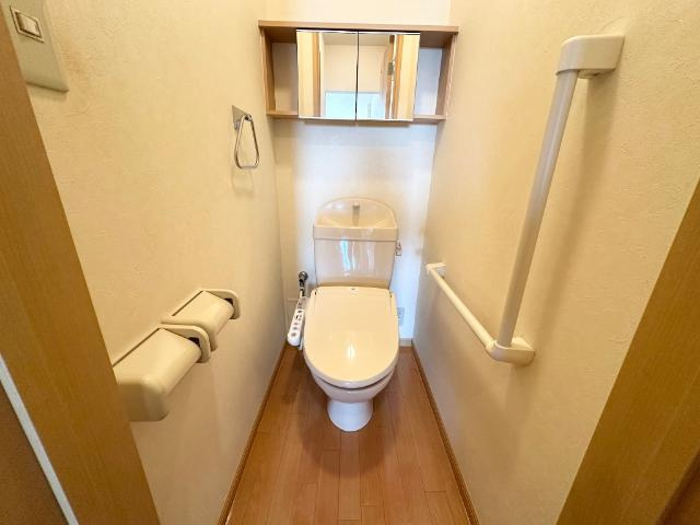 【トイレ】 | ＡＮＤ　ＯＮＥ　西棟 | シャワー付トイレ