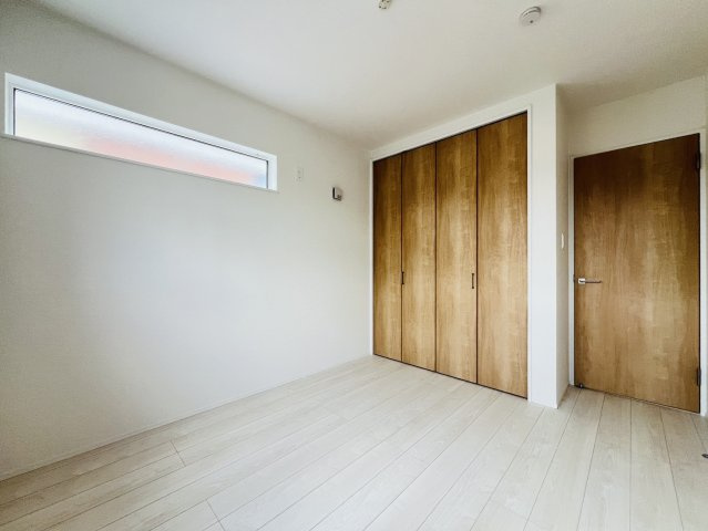 東海市荒尾町細高根1-69『仲介手数料無料』新築戸建ての洋室