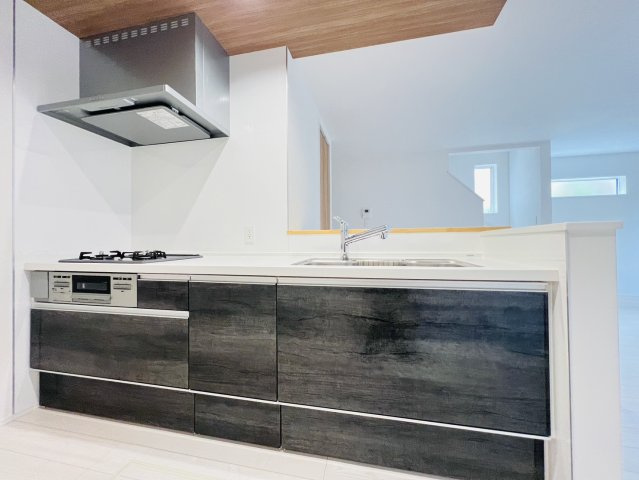 東海市荒尾町細高根1-69『仲介手数料無料』新築戸建てのキッチン