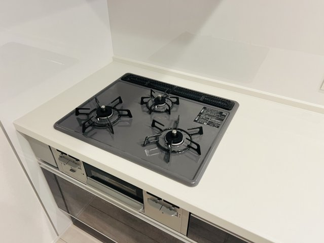 東海市荒尾町細高根1-69『仲介手数料無料』新築戸建てのキッチン