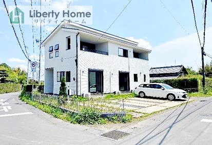 龍ケ崎市南中島町　中古戸建の外観|ご予約をいただければ、『平日の空いた時間』『周辺物件まとめて見たい』『1件だけ見たい』ももちろん可能です♪
お気軽にお問合せください♪