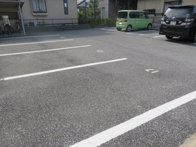 【駐車場】 | セジュール母の郷
