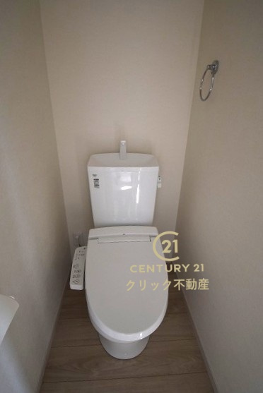 Terrace　水戸市笠原町　2期 　3のトイレ|１階と２階、２ヶ所に清潔なトイレ。
毎日使う空間と機能だから、いつまでも清潔なスペースであってほしいのがトイレです。