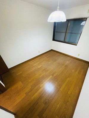 ドミールあざみⅢの洋室