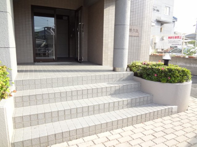 【エントランス】 | セレナ博多南