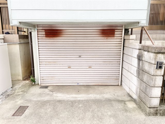 交野市森北2丁目　中古一戸建ての駐車場|駐車スペースもあります