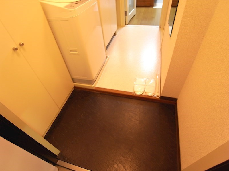 デトムワン御所南の玄関