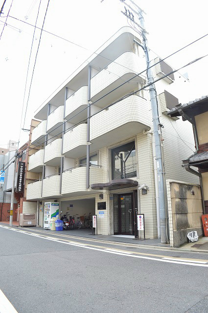 デトムワン御所南