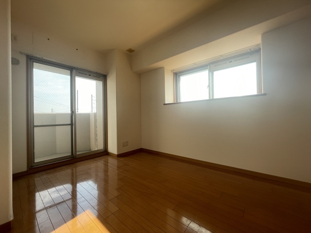 アルファステイツ三条Ⅱの洋室