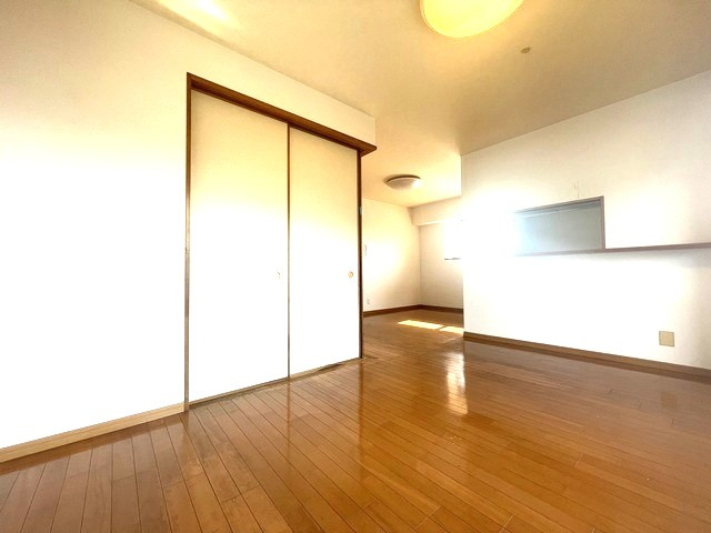 アルファステイツ三条Ⅱの居間・リビング