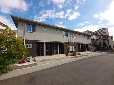 【外観】 | シャルマン井高野 | お洒落な2階建てアパートです。