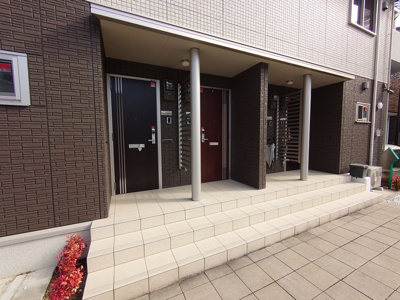 【エントランス】 | シャルマン井高野 | お洒落な入り口です。