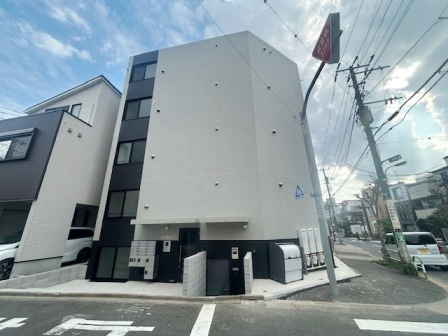IL MEZZO DI TOKYO