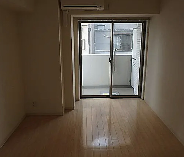 駒込レジデンス壱番館の居間・リビング