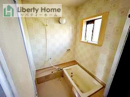 結城市結城　中古戸建の浴室