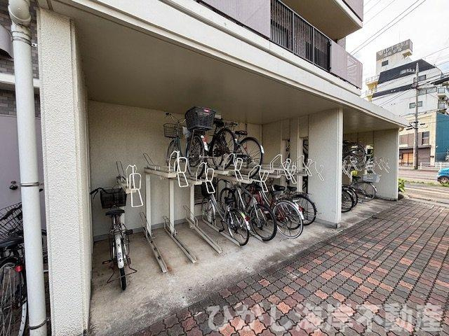 グレーシア湘南平塚の駐輪場|敷地内駐輪場