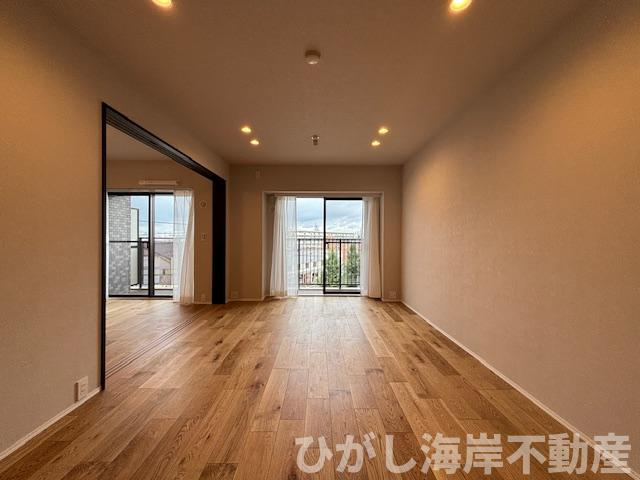 グレーシア湘南平塚の居間・リビング|新規リフォーム完了！　14帖　LDK