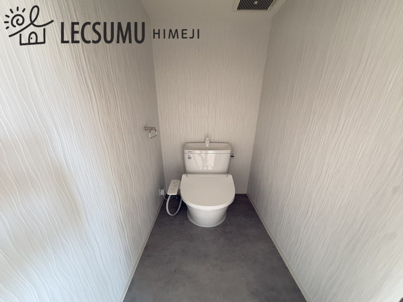 姫路市大津区真砂町／中古戸建のトイレ