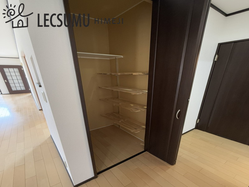 姫路市大津区真砂町／中古戸建の収納