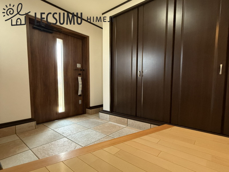 姫路市大津区真砂町／中古戸建の玄関