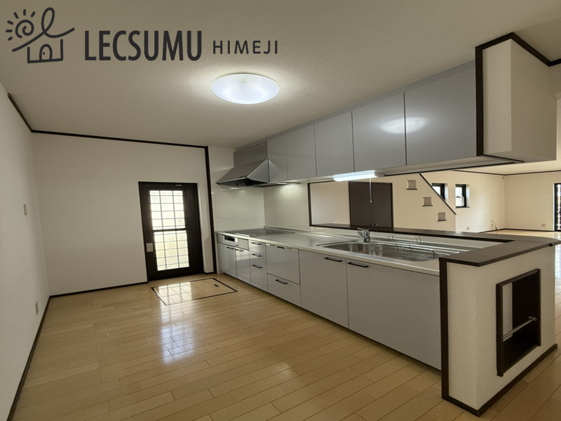 姫路市大津区真砂町／中古戸建のキッチン