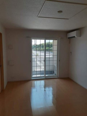 【居間・リビング】 | フロントリバー・サンⅢ