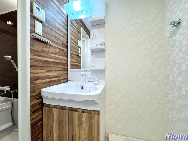 【独立洗面台】 | S-RESIDENCE浅間町駅前axial | 独立洗面台、朝の身支度には欠かせません