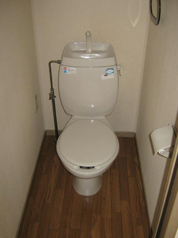 山口市古熊３丁目の一棟アパートのトイレ