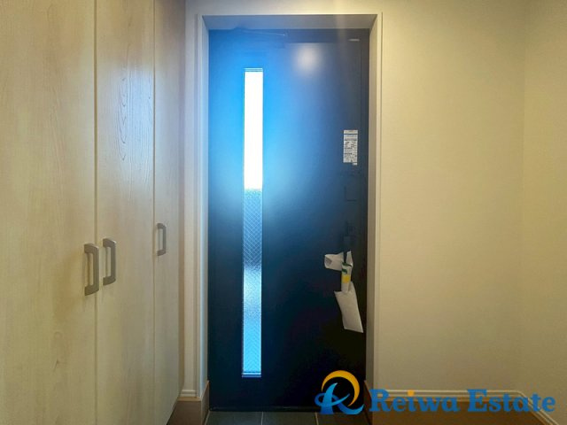 新築戸建　藤沢市辻堂東海岸1丁目の玄関