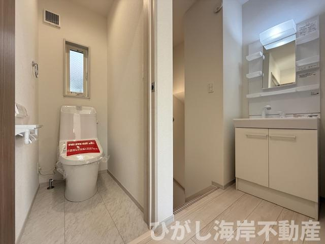 茅ヶ崎市今宿　新築戸建　全8棟の洗面所|２F　セカンド洗面台