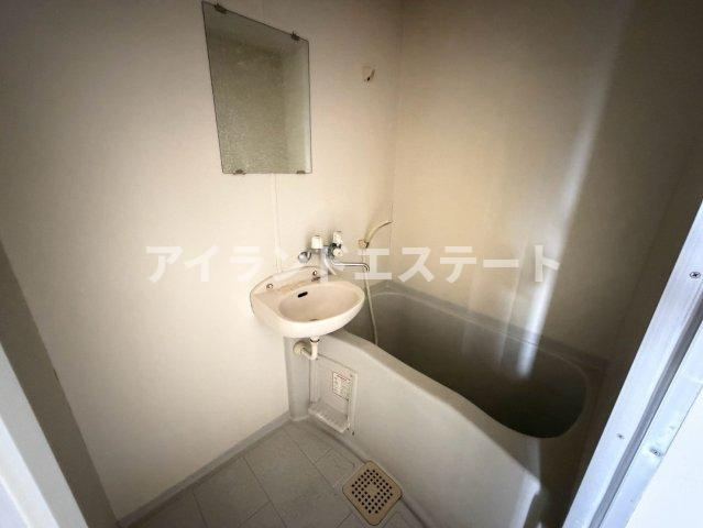 アヴェニール駒沢大学　駅近　バストイレ別　角部屋の浴室
